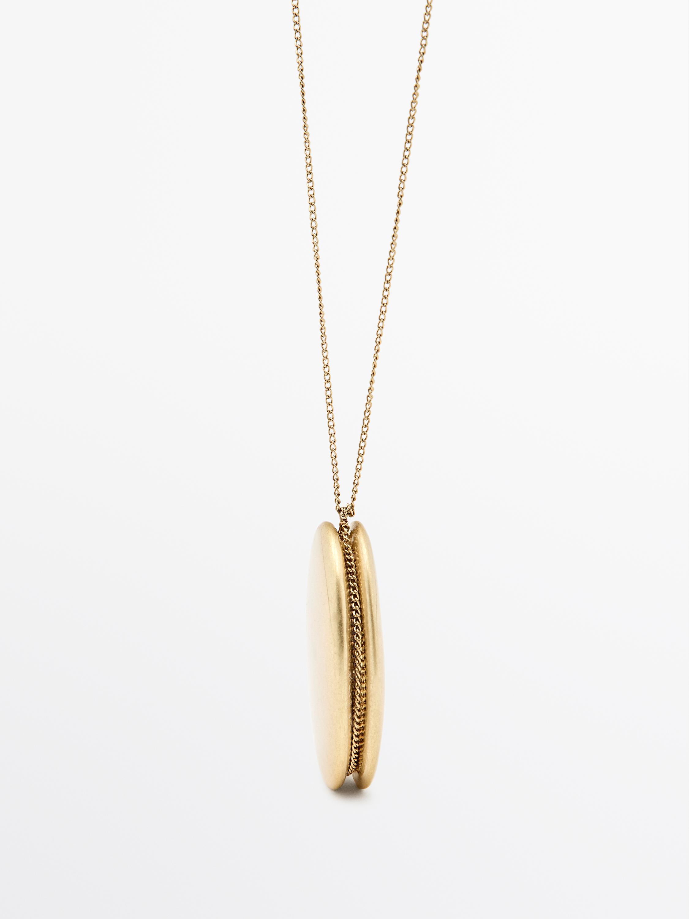 Collier pièce métallique